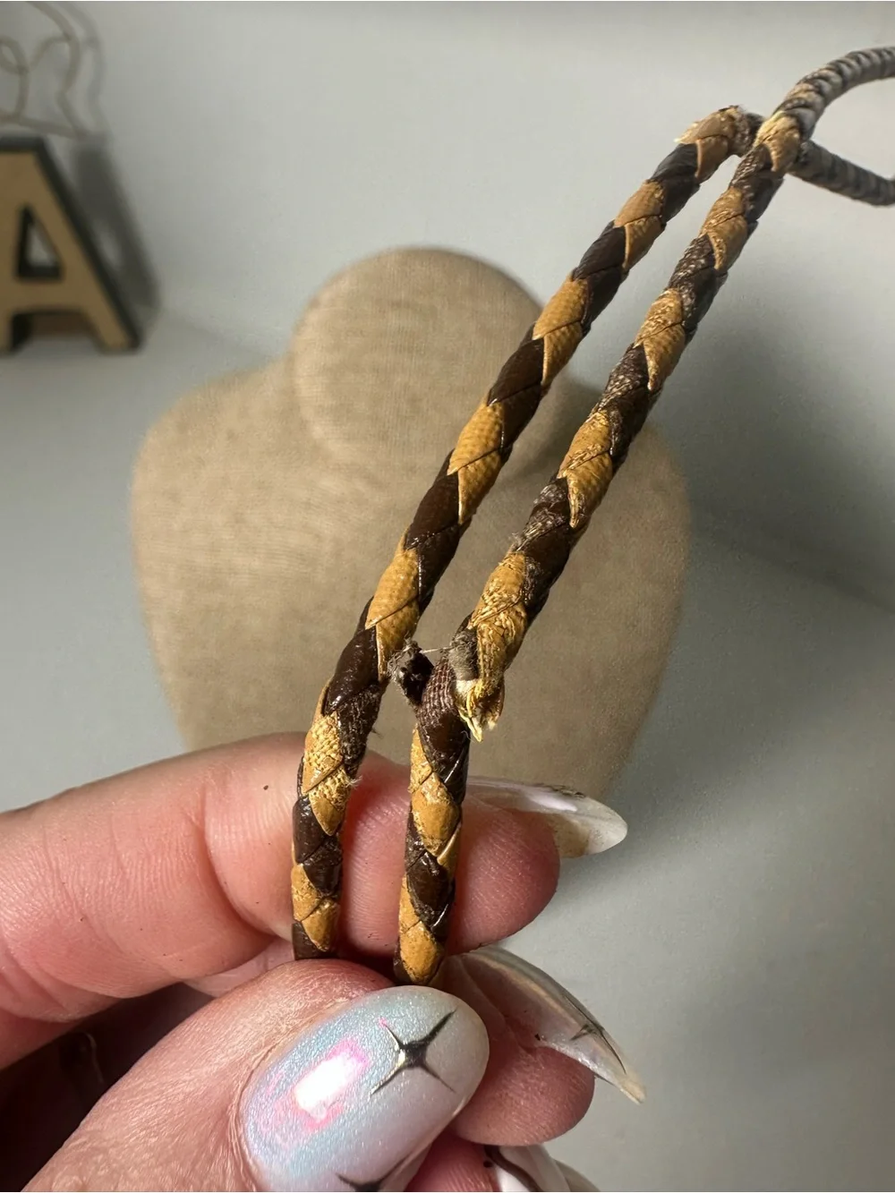 Vintage Western Bolo Tie Brown Tan Braided Leather Turquoise Style Southwest - Picture 4 of 4
